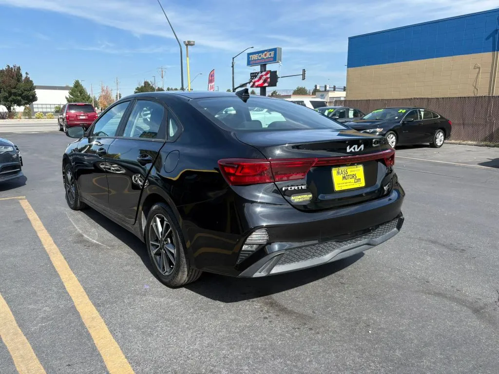 Kia Forte photo 5