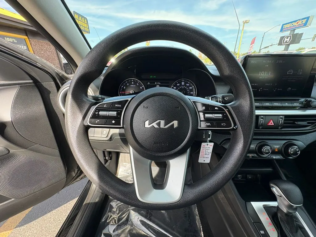 Kia Forte photo 14
