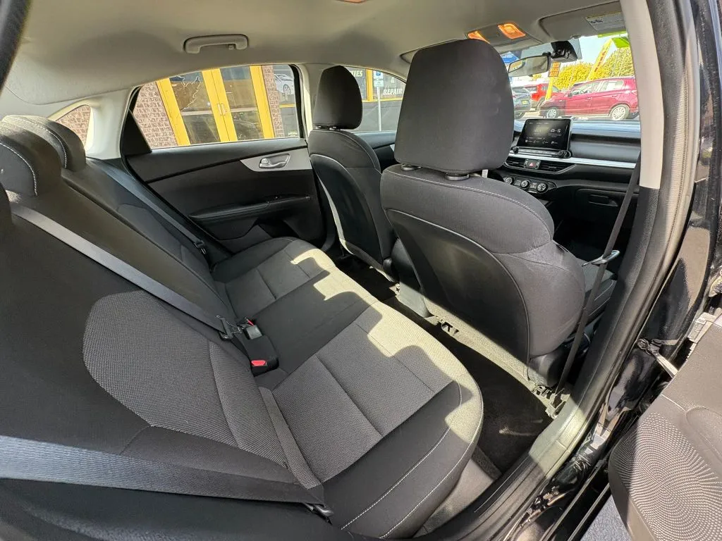 Kia Forte photo 12