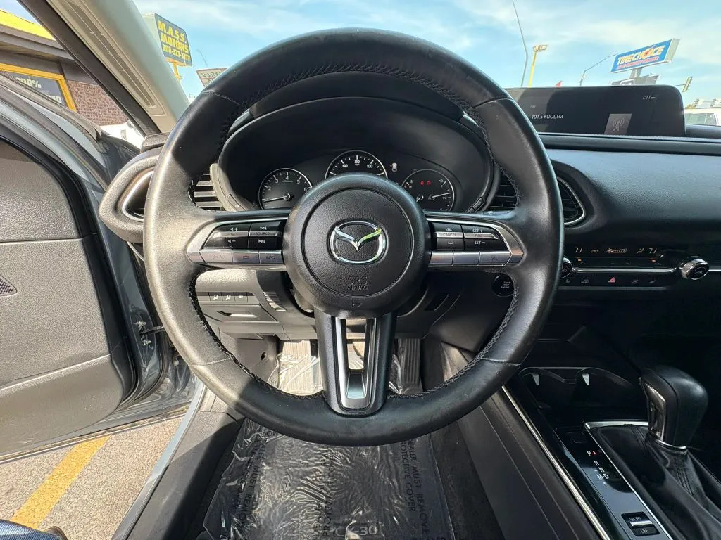 Mazda CX-30 photo 14
