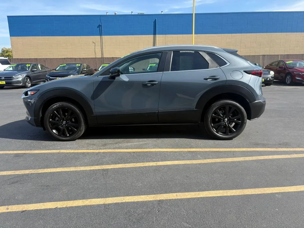Mazda CX-30 photo 4