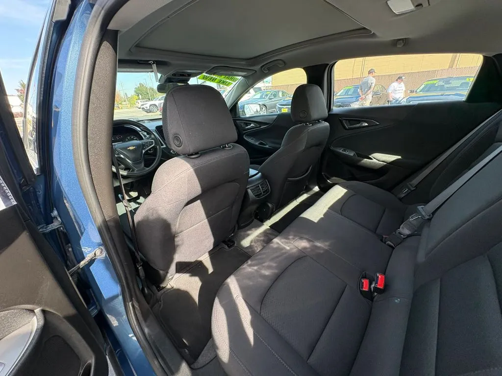 Chevrolet Malibu photo 10
