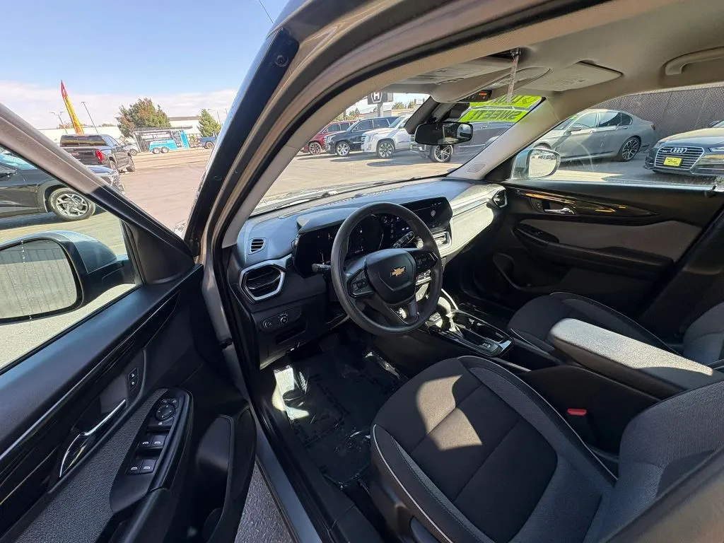 Chevrolet Trailblazer photo 9