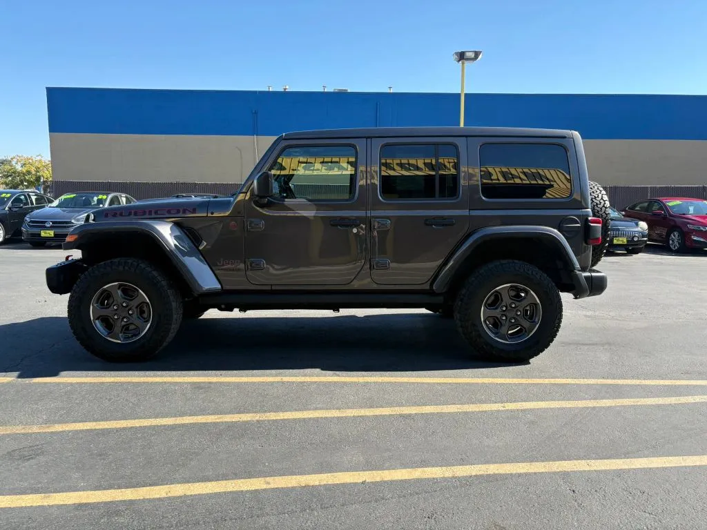 Jeep Wrangler photo 4