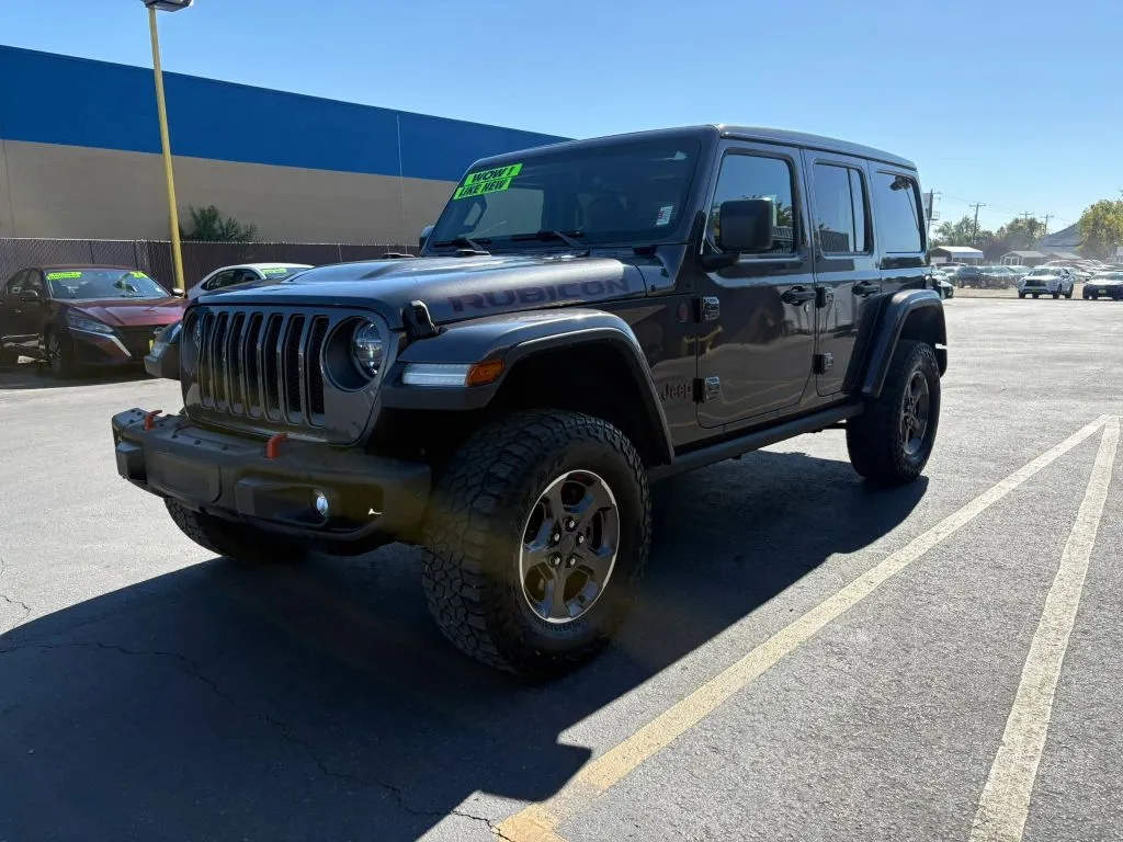 Jeep Wrangler photo 3