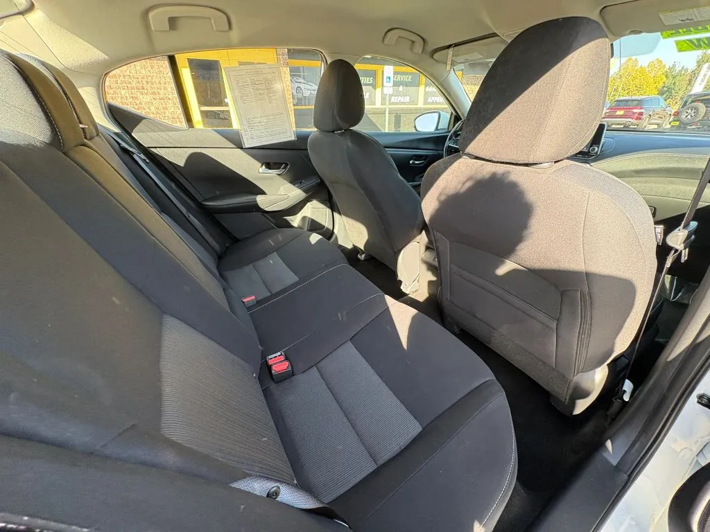 Nissan Sentra photo 12