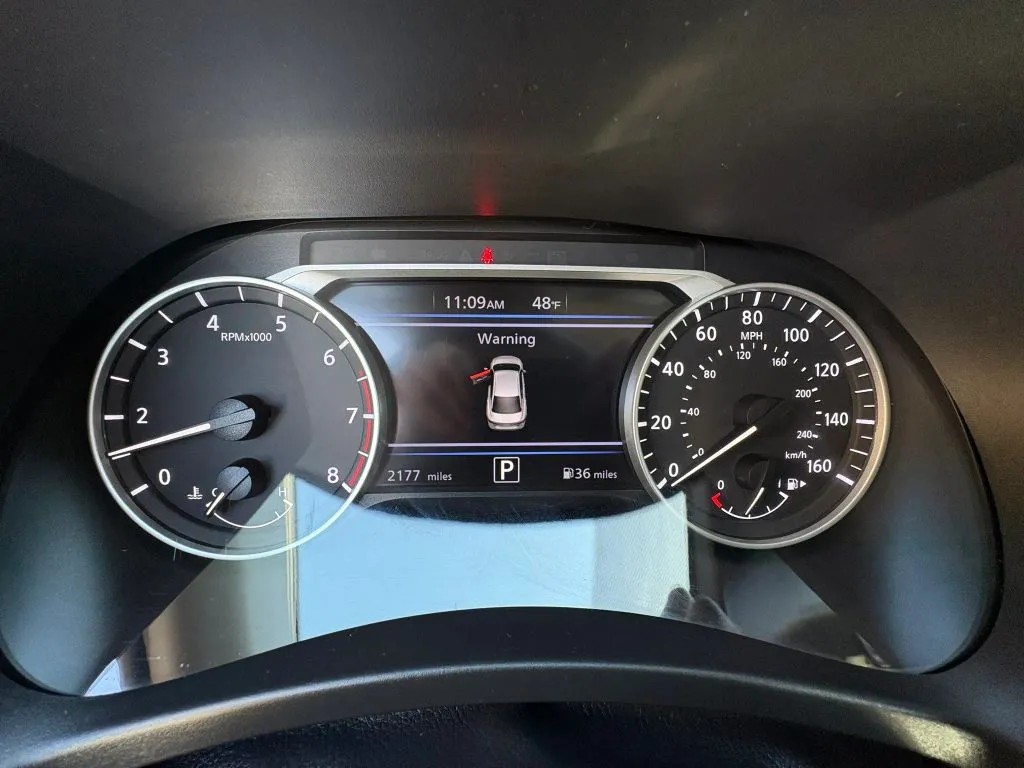 Nissan Sentra photo 15