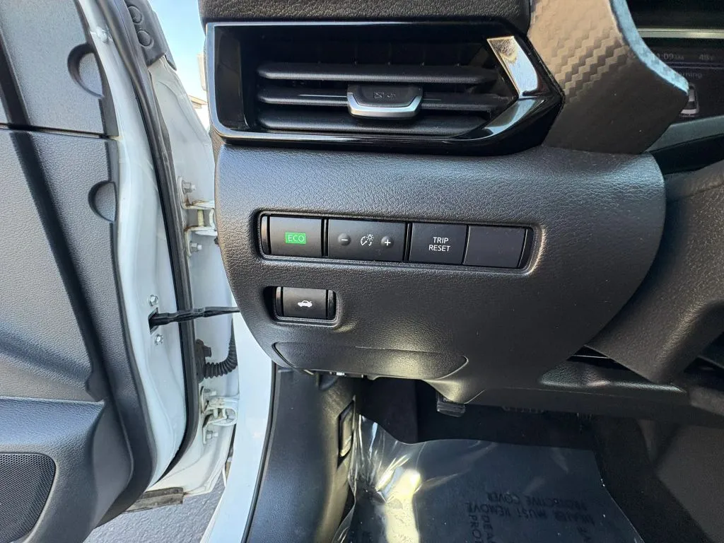 Nissan Sentra photo 18