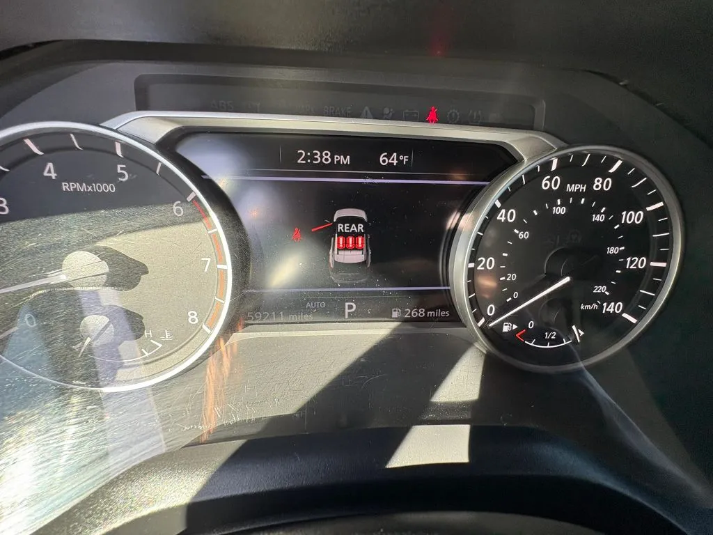 Nissan Rogue photo 15
