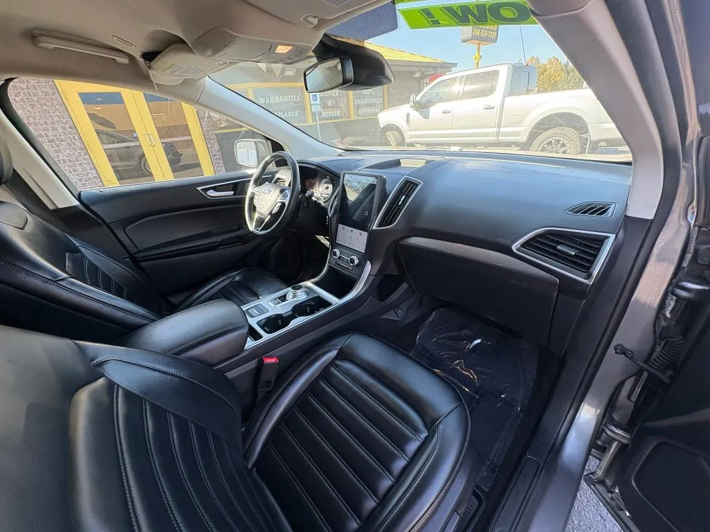 Ford Edge photo 11