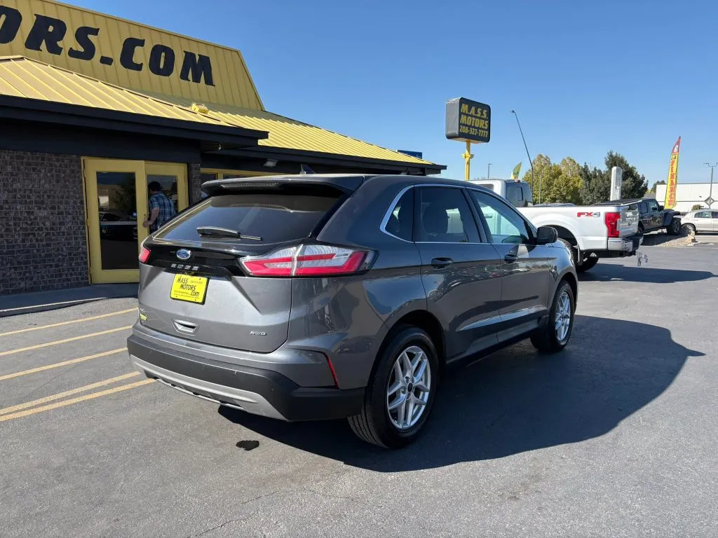 Ford Edge photo 7