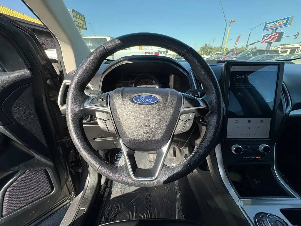 Ford Edge photo 14
