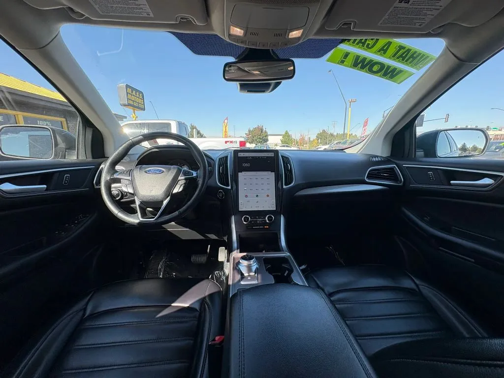 Ford Edge photo 18