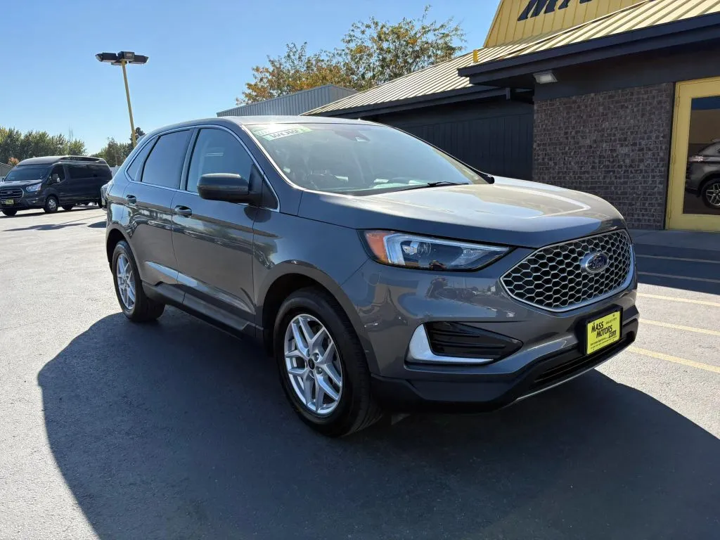 Ford Edge photo 8