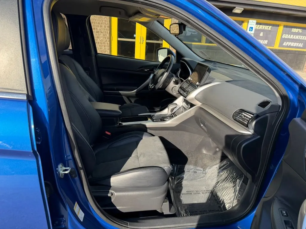 Mitsubishi Eclipse Cross photo 11