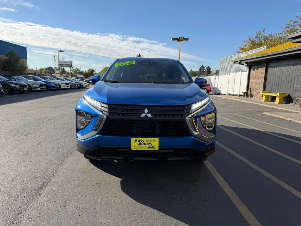 Mitsubishi Eclipse Cross photo 3