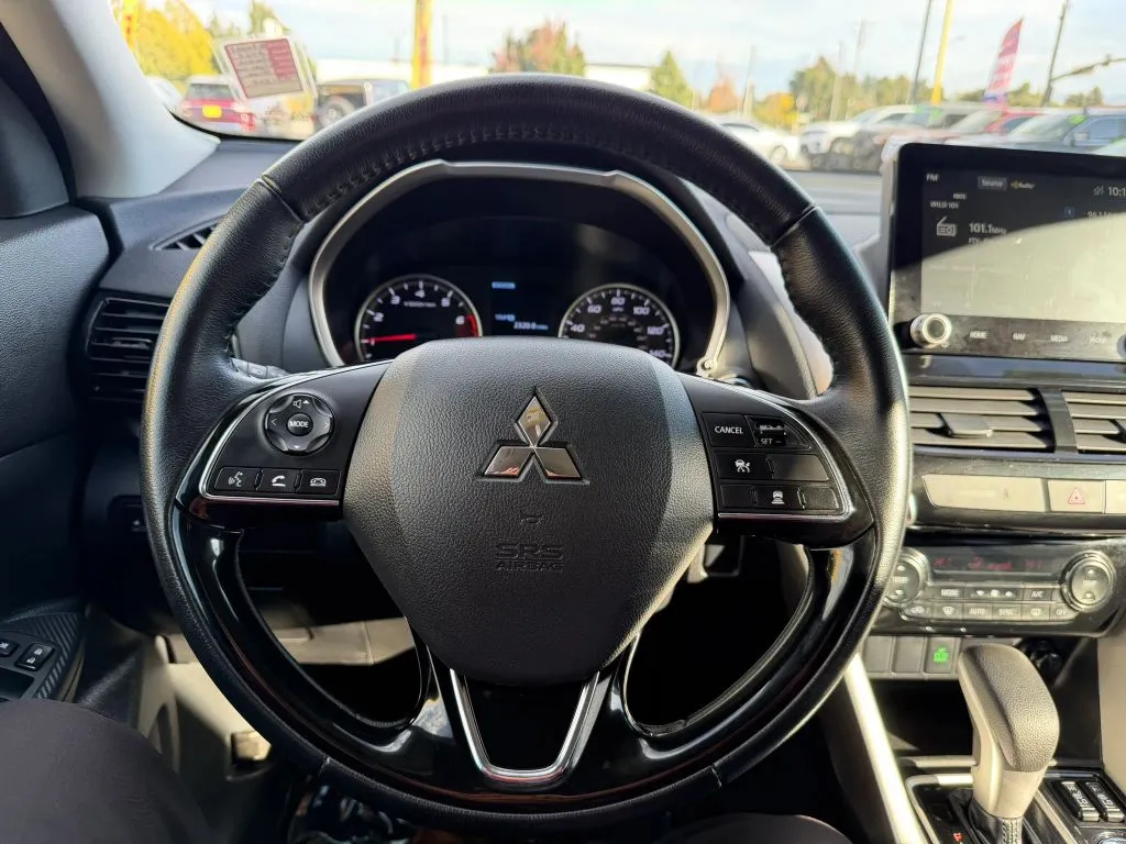 Mitsubishi Eclipse Cross photo 14