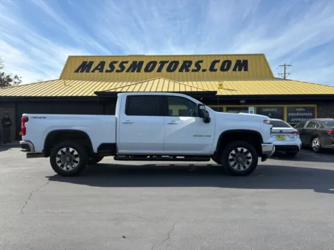 White 2024 Chevrolet Silverado 2500 HD Crew Cab LT Pickup 4D 6 1/2 ft for sale in Boise, ID