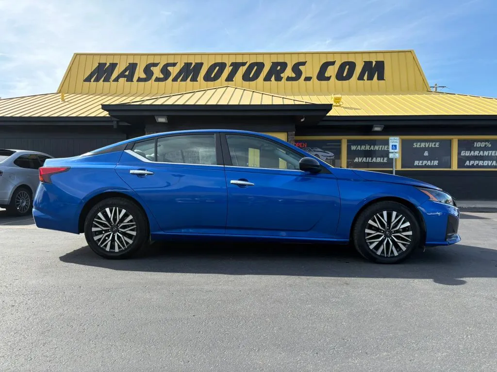 2025 Nissan Altima