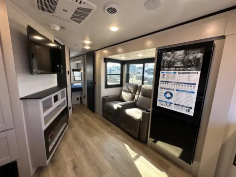 Photos of 2026 Jayco JAY FEATHER 24FK for sale in Monroe, LA at Cenla RV Center - Monroe