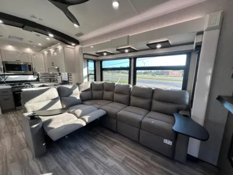 Another view of 2026 Jayco PINNACLE 38FBRK for sale in Monroe, LA at Cenla RV Center - Monroe