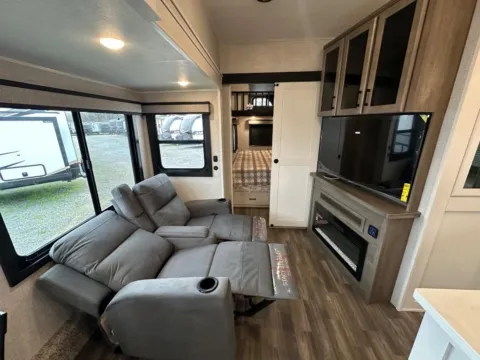 More photos of 2026 Jayco EAGLE 360DBOK at Cenla RV Center - Monroe, LA