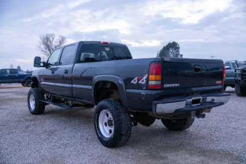More photos of 2005 GMC Sierra 3500 SLT at Huntsman Wholesale LLC, ID