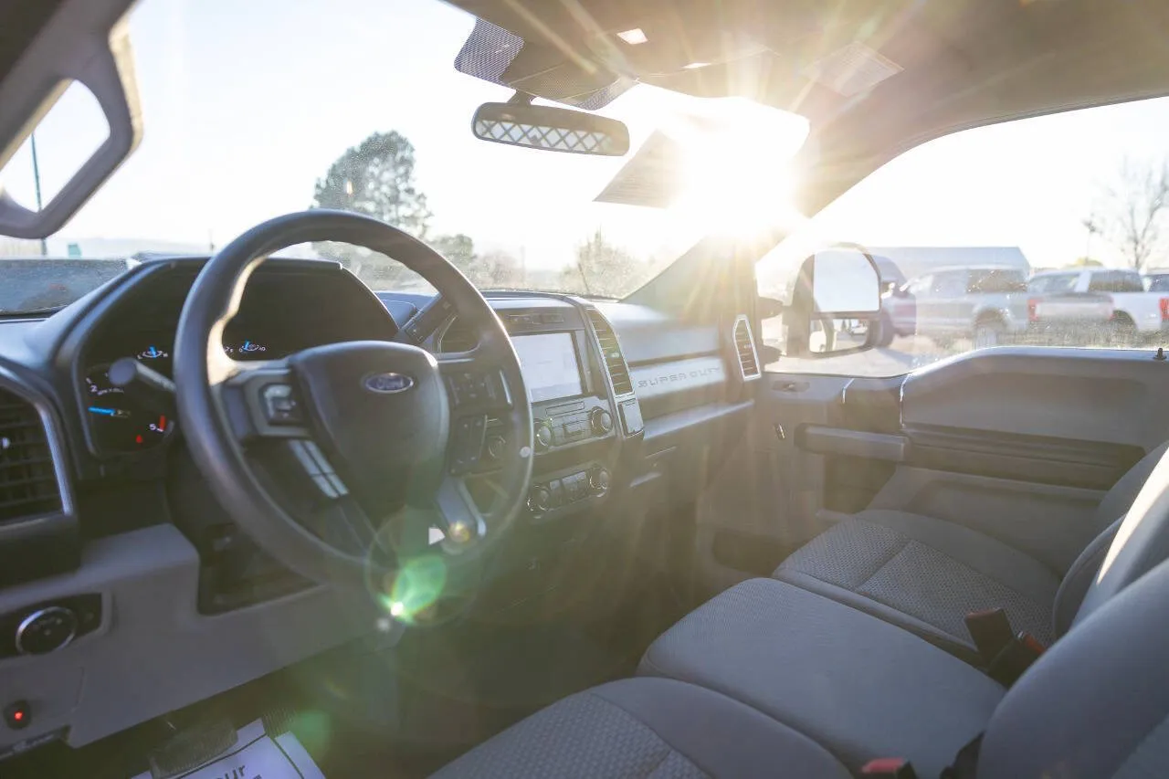 2021 Ford F-550 Super Duty Chassis Cab - Photo 24