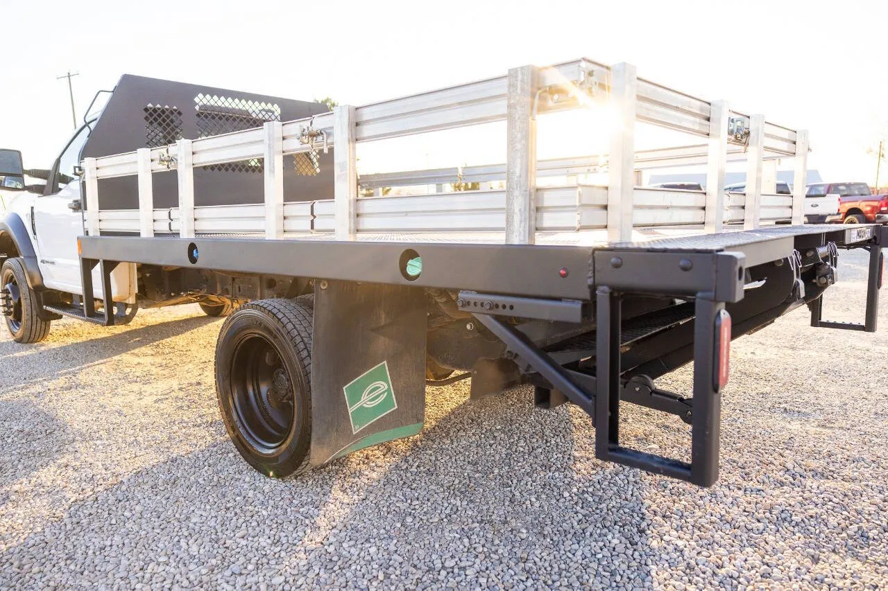 2021 Ford F-550 Super Duty Chassis Cab - Photo 9