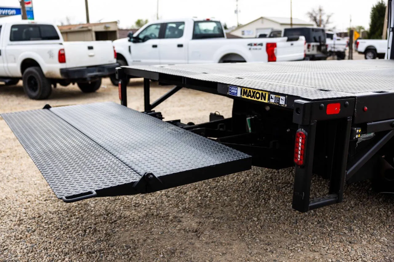 2021 Ford F-550 Super Duty Chassis Cab - Photo 15