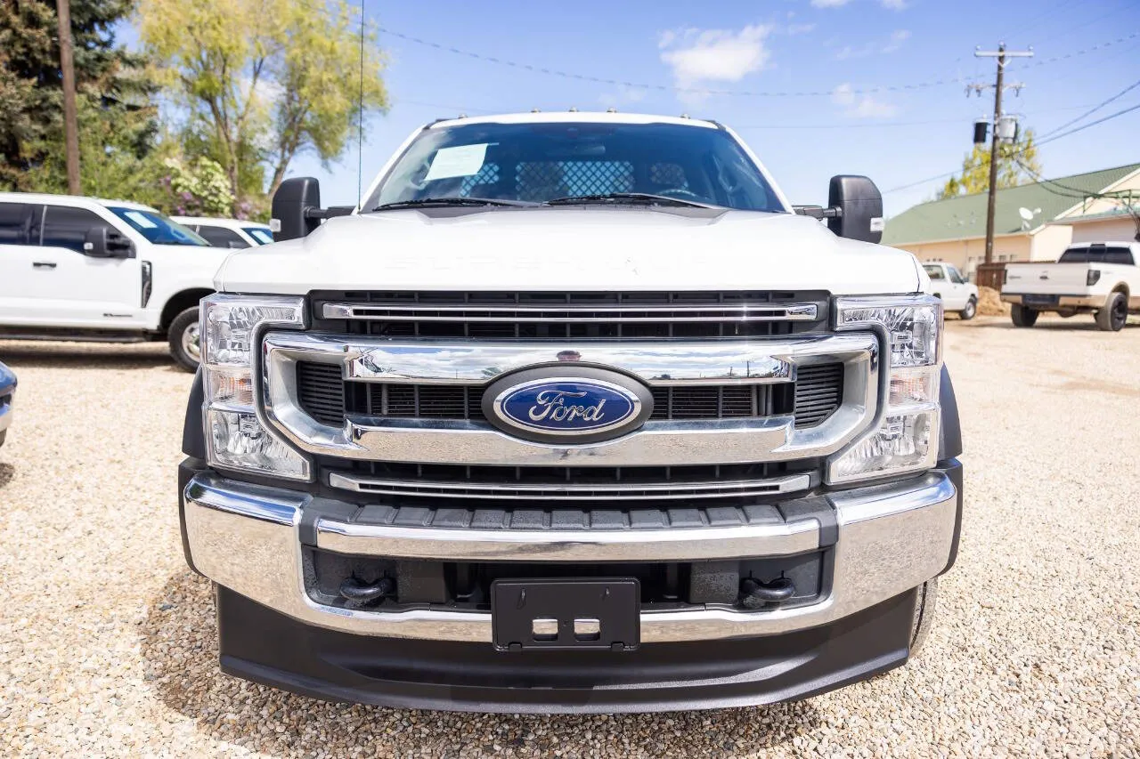2021 Ford F-550 Super Duty Chassis Cab - Photo 25
