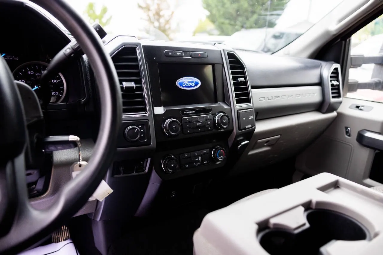 2021 Ford F-550 Super Duty Chassis Cab - Photo 10