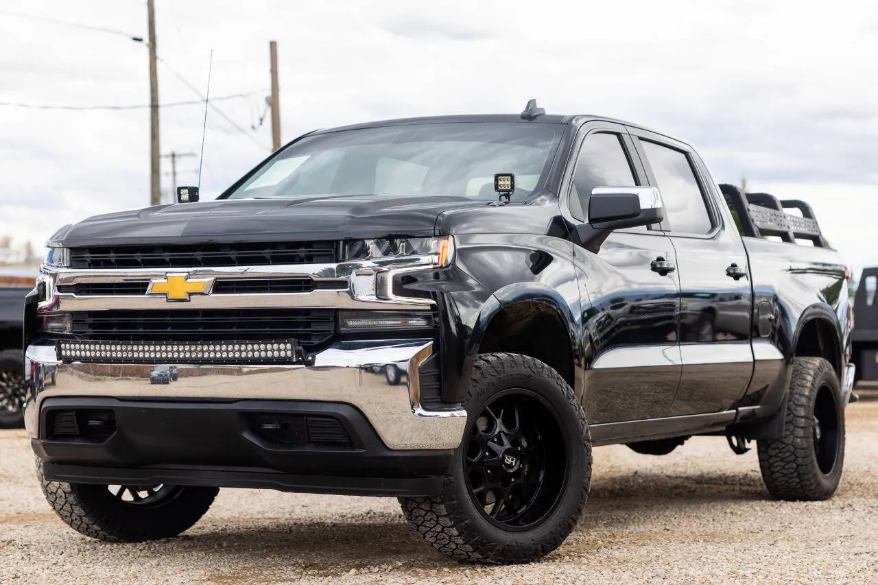 Black 2022 Chevrolet Silverado 1500 Limited LT for sale in Melba, ID