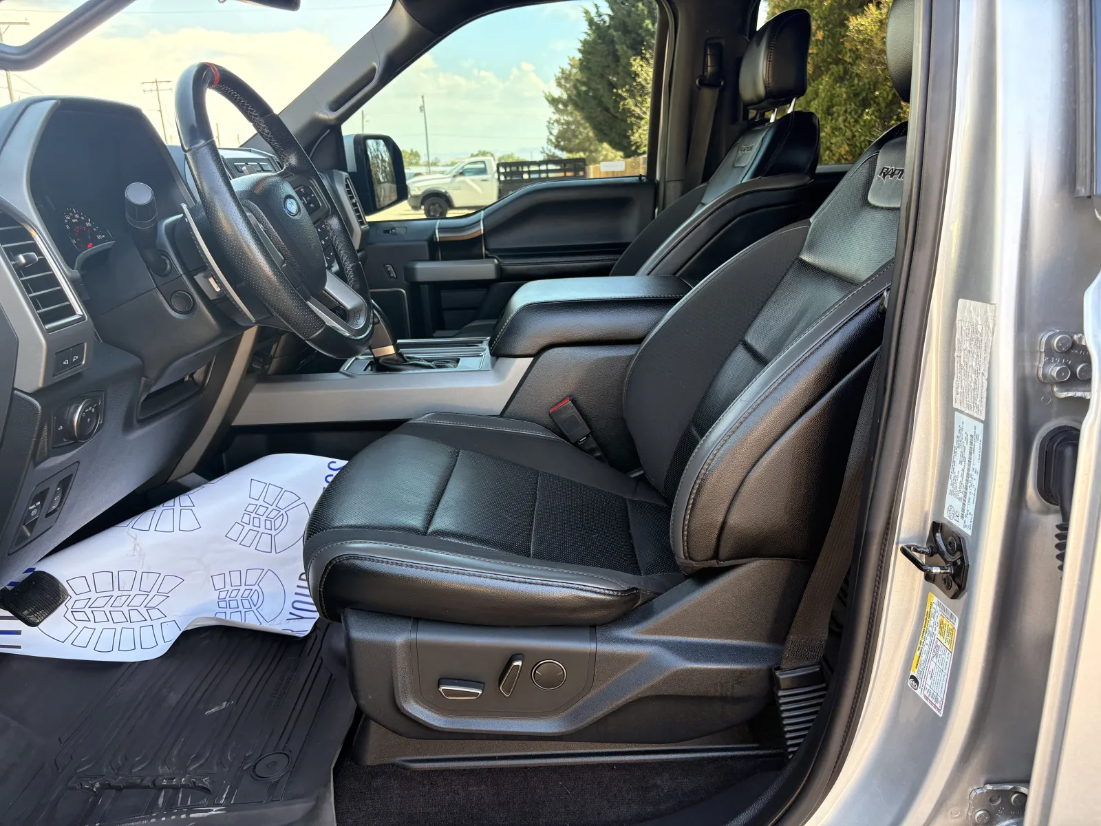 More photos of 2019 Ford F-150 Raptor at Huntsman Wholesale LLC, ID