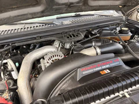 More photos of 2006 Ford F-250 Super Duty Lariat at Huntsman Wholesale LLC, ID