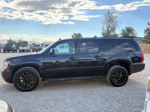 More photos of 2007 Chevrolet Suburban at Huntsman Wholesale LLC, ID