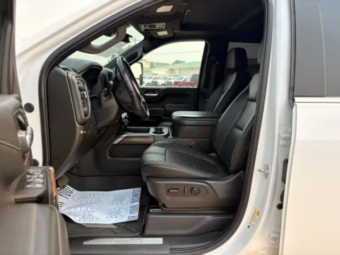 More photos of 2023 Chevrolet Silverado 3500HD High Country at Huntsman Wholesale LLC, ID