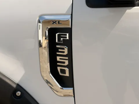 More photos of 2019 Ford F-350 Super Duty XL at Huntsman Wholesale LLC, ID