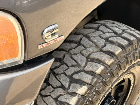 More photos of 2004 Dodge Ram 2500 Laramie at Huntsman Wholesale LLC, ID