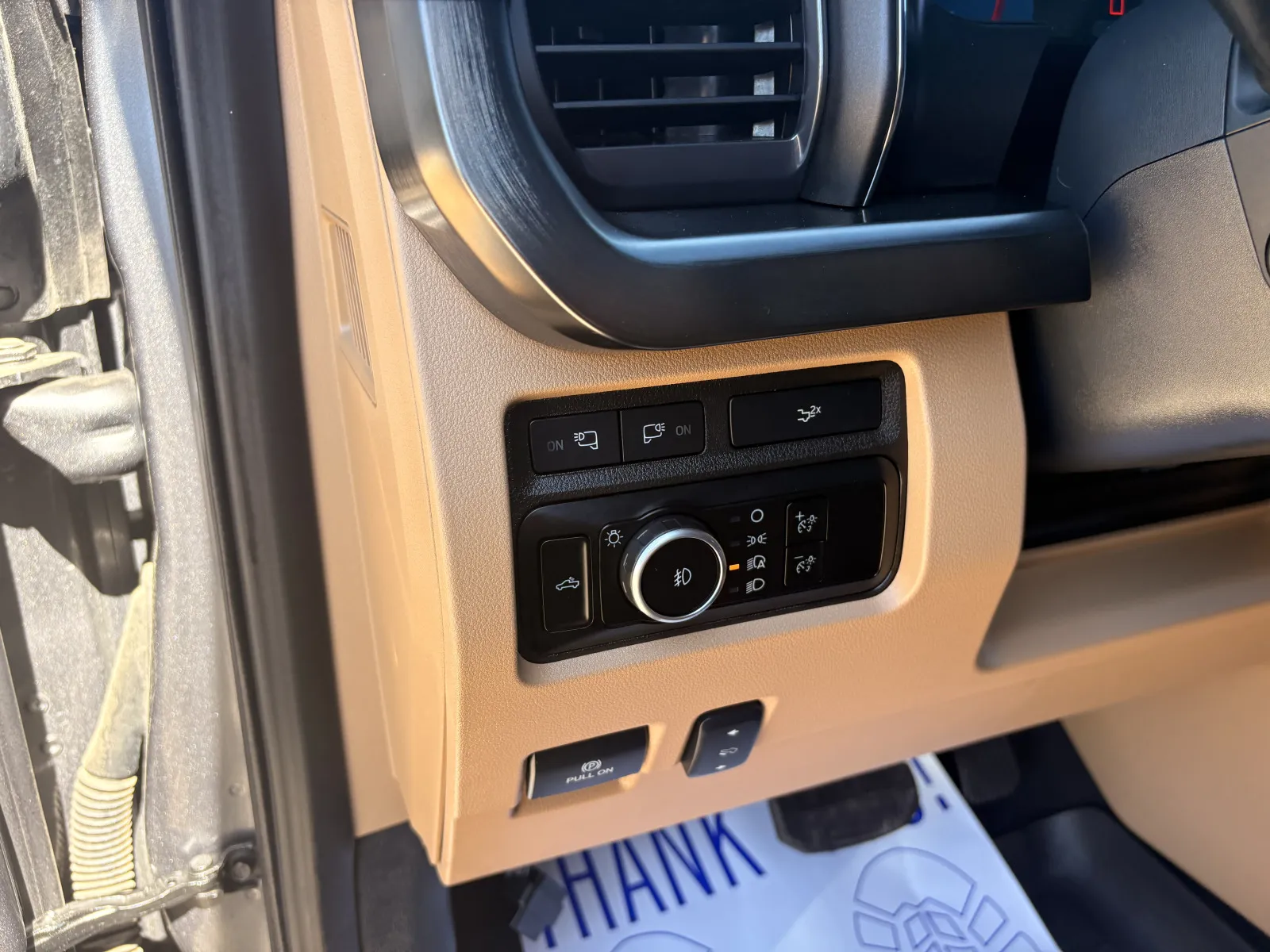2024 Ford F-350 Super Duty Lariat - Photo 23