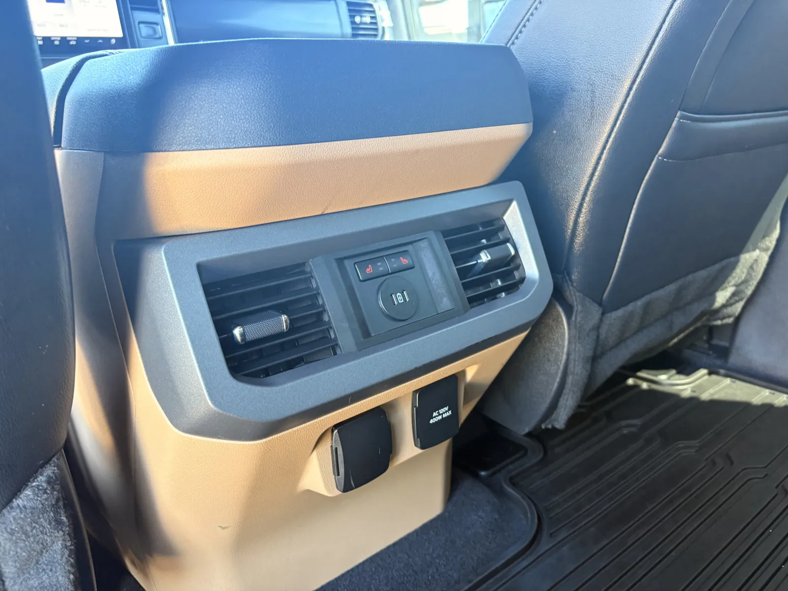2024 Ford F-350 Super Duty Lariat - Photo 31
