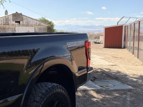 Another view of 2020 Ford F-350 Super Duty Lariat for sale in Melba, ID at Huntsman Wholesale LLC