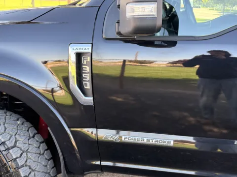 More photos of 2020 Ford F-350 Super Duty Lariat at Huntsman Wholesale LLC, ID