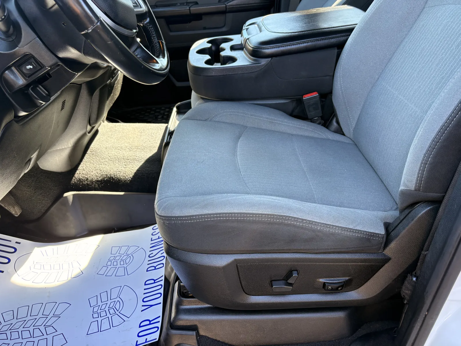 2022 RAM Ram 2500 Pickup Big Horn - Photo 36