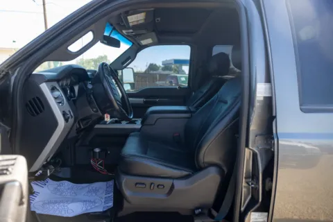 More photos of 2015 Ford Super Duty F-350 SRW Lariat at Huntsman Wholesale LLC, ID