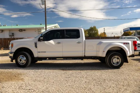 Photos of 2019 Ford F-350 Super Duty Lariat for sale in Melba, ID at Huntsman Wholesale LLC