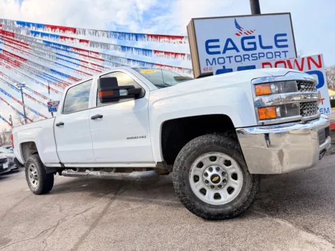 More photos of 2019 CHEVROLET SILVERADO 2500 HEAVY DUTY at Northwest Indiana Auto Outlet, IN