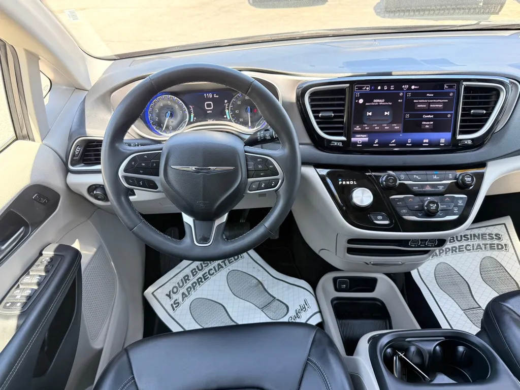 2023 Chrysler Pacifica Touring L - Photo 27
