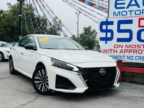 More photos of 2025 NISSAN ALTIMA SV at Northwest Indiana Auto Outlet, IN