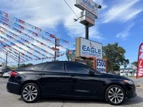 More photos of 2020 FORD FUSION SE at Northwest Indiana Auto Outlet, IN